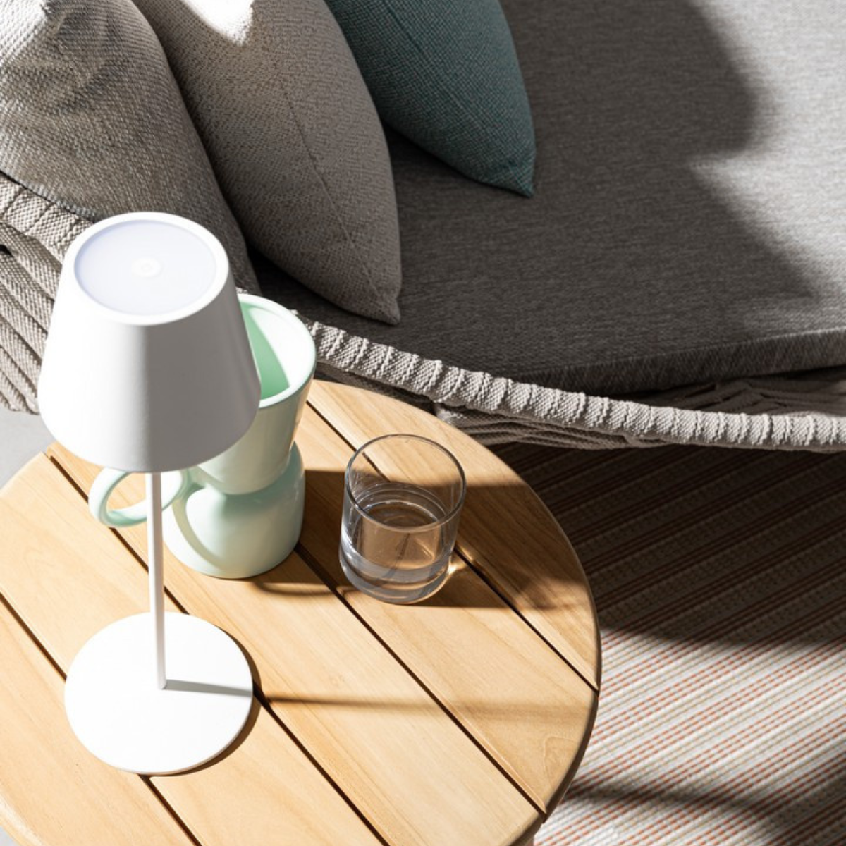 BT ANETTE White modern Indoor table lamp